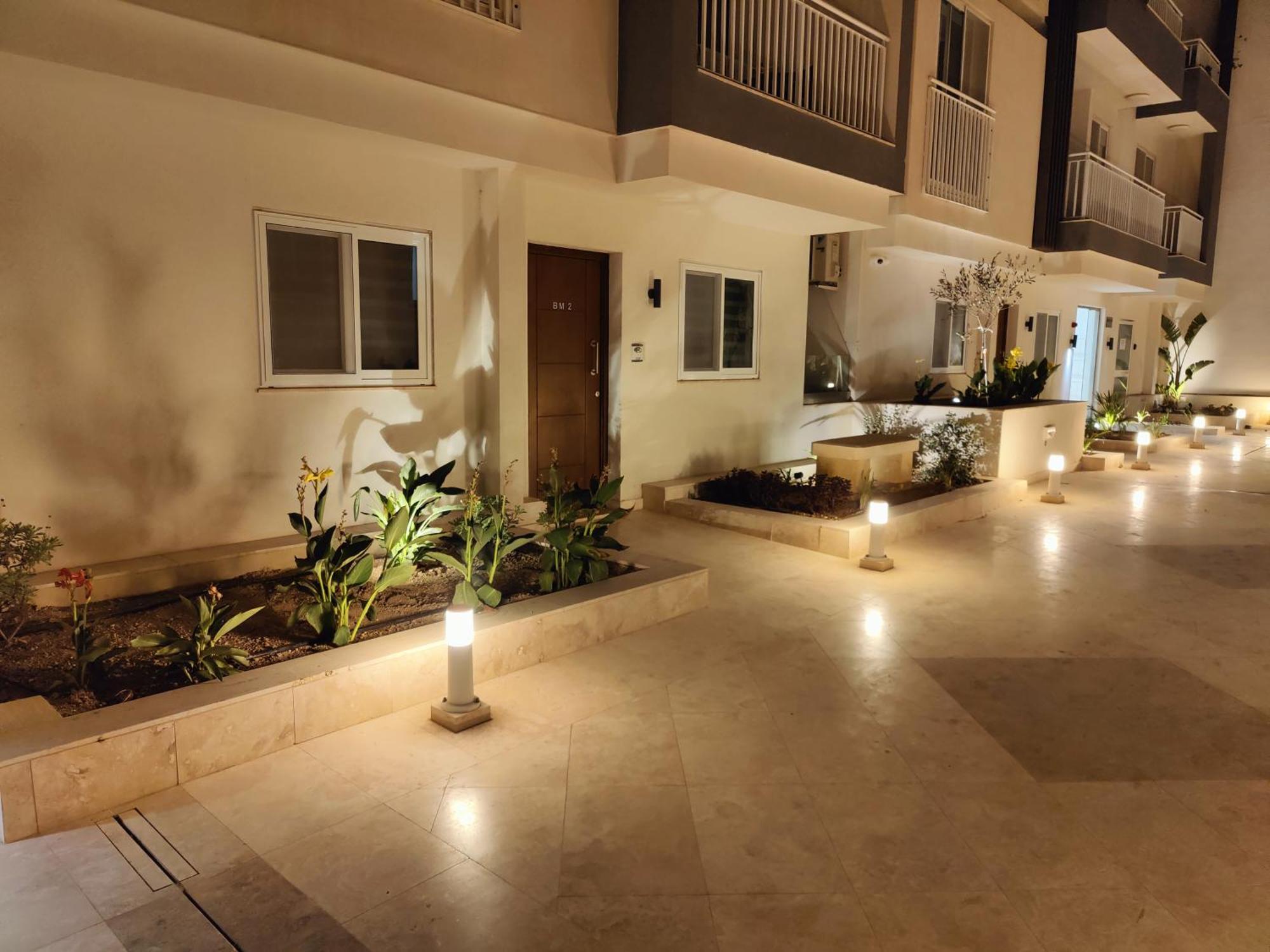 The Palm Court St. Paul's Bay Exterior foto
